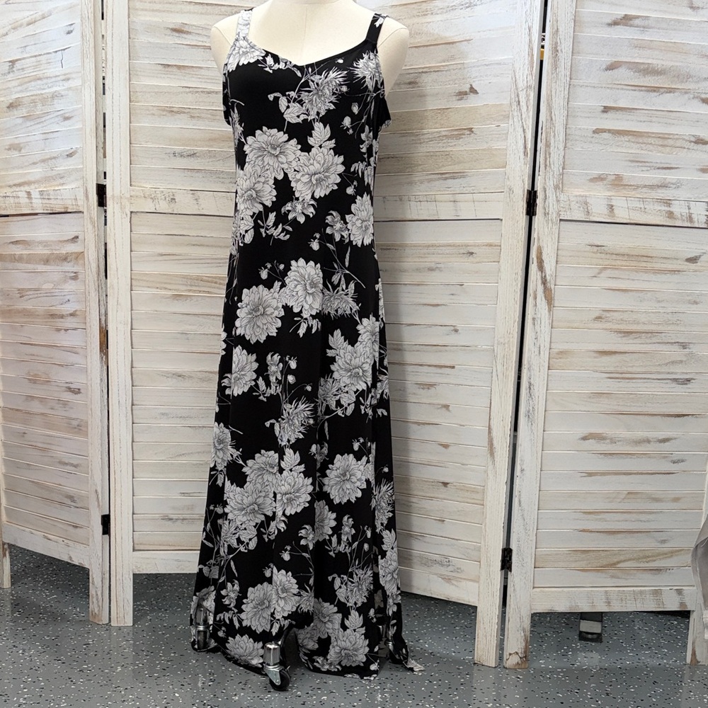 Roz & Ali Floral Maxi Dress